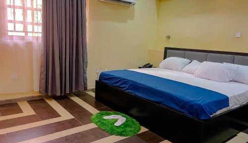 Two-Bedroom Deluxe Apartment
