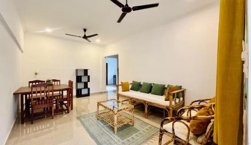 Two-Bedroom Deluxe Apartment with Balcony