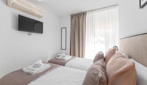 Double Room with Shared Bathroom