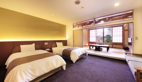 Superior Family Room