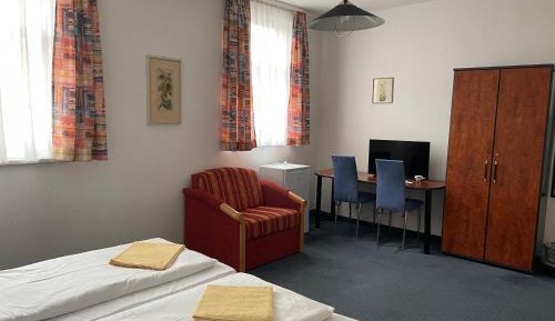 Double or Twin Room with Shower