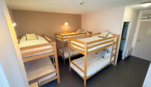 Mixed Dormitory Room