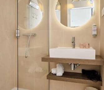 Double or Twin Room with Terrace