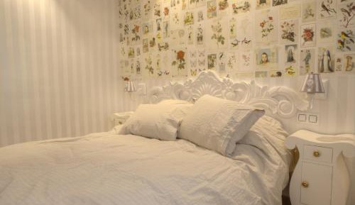 Two-Bedroom Apartment (6 Adults)