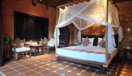 Suite with Balcony