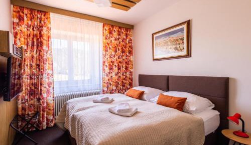 Economy Double Room