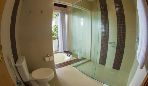 Queen Suite with Spa Bath
