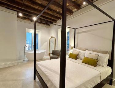 Deluxe Double Room with Bath