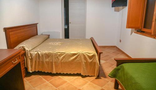 Triple Room with Private Bathroom