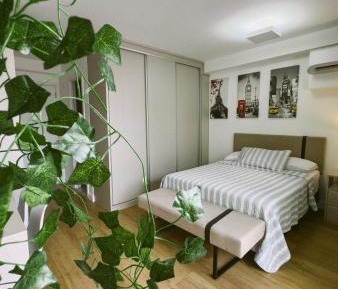 Studio Apartment with Balcony