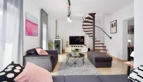 Three-Bedroom Holiday Home 