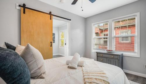 One-Bedroom House