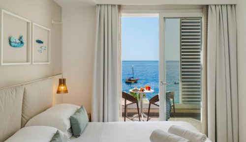 Deluxe Double Room with Sea View