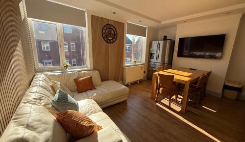 Apartment - Split Level