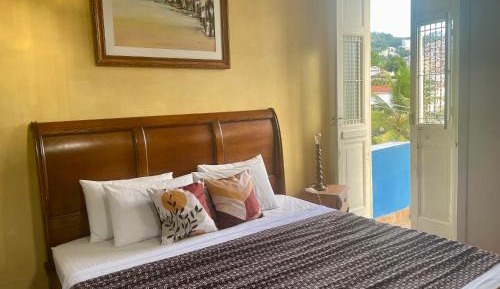 King Room with Balcony