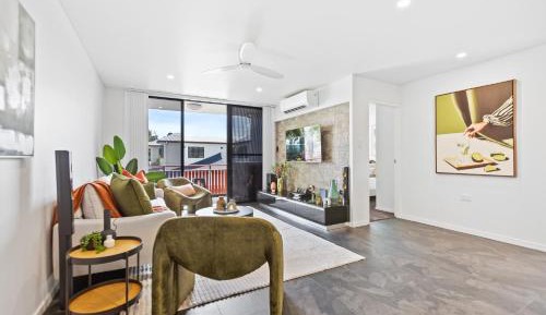 Apartment with Balcony