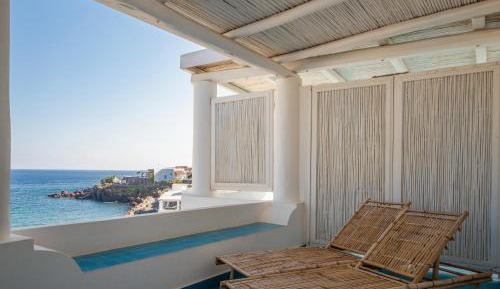 Double Room with Balcony and Sea View