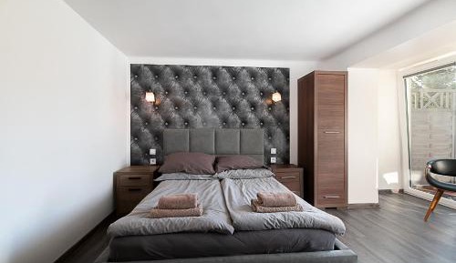 Double Room with Mountain View