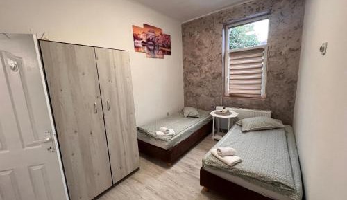 Twin Room with Private Bathroom