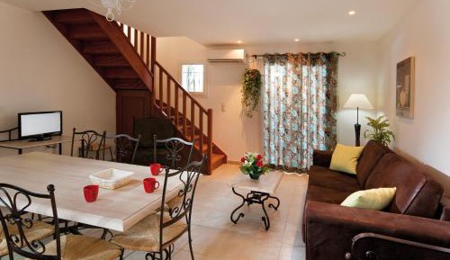 Maisonette (4 Adults)