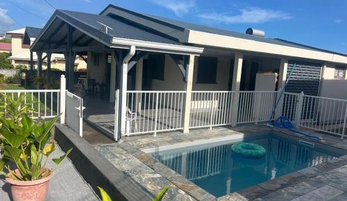 Villa - Beach Front