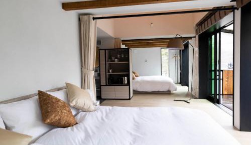 Quadruple Room with Mountain View