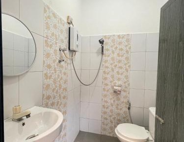 Triple Room with Bathroom