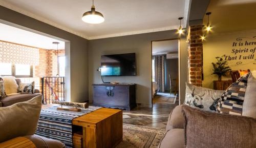 Traditional Suite