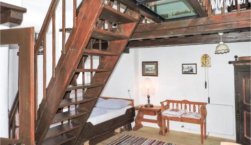 One-Bedroom Holiday Home
