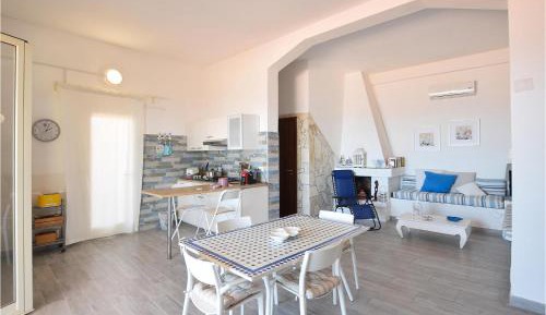Six-Bedroom Holiday Home
