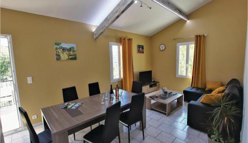 Three-Bedroom Holiday Home 