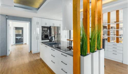 Four-Bedroom Holiday Home