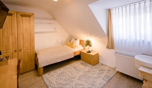 Small Single Room