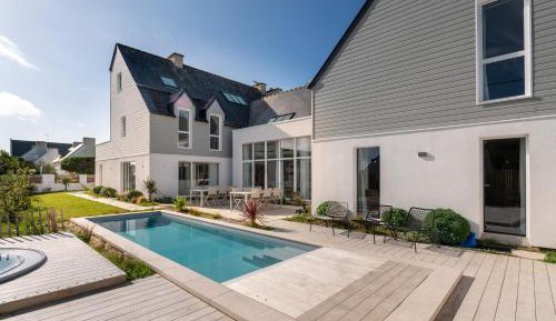 Villa with Sea View