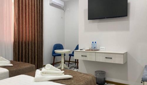 Double or Twin Room with Bathroom