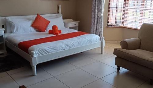 Deluxe Queen Room