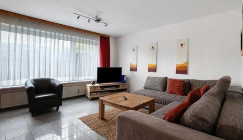 Superior One-Bedroom Apartment