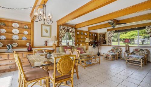 Three-Bedroom Holiday Home 