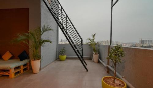 Studio with Terrace