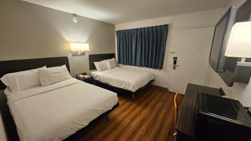 Quadruple Room - Non-Smoking