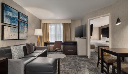 One-Bedroom Queen Suite with Sofa Bed