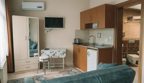 Triple Room with City View