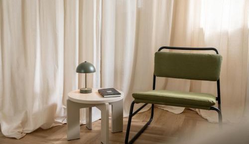 King Studio with Sofa Bed