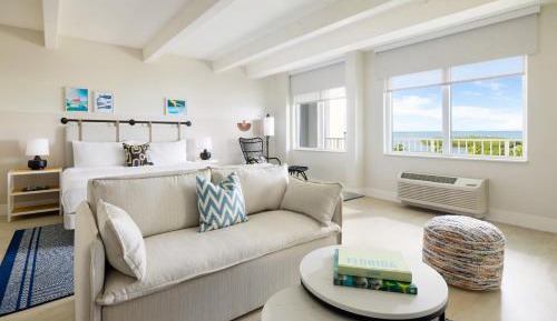 Ocean View Junior Suite -Newly Renovated