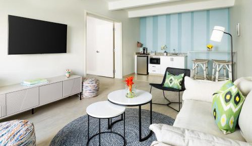  Ocean View Suite Accessible – Newly Renovated