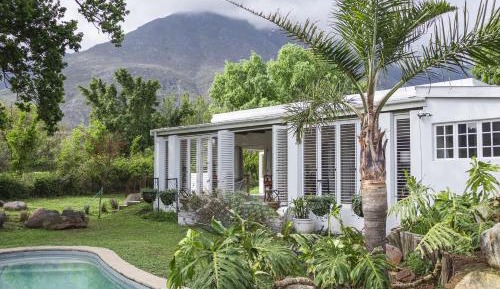 Deluxe Cottage