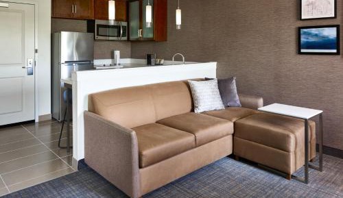 King Studio with Sofa Bed