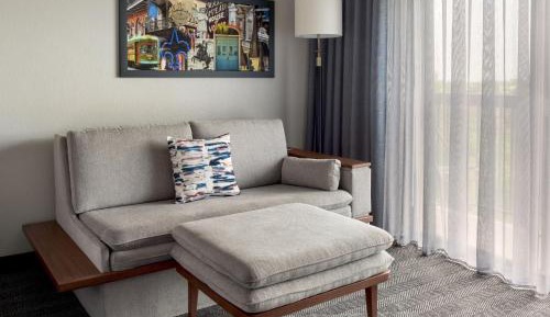 One Bedroom Junior Suite 