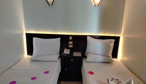 Single Room with Private Bathroom