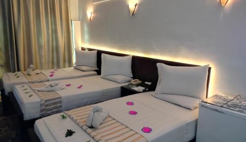 Triple Room with Private Bathroom